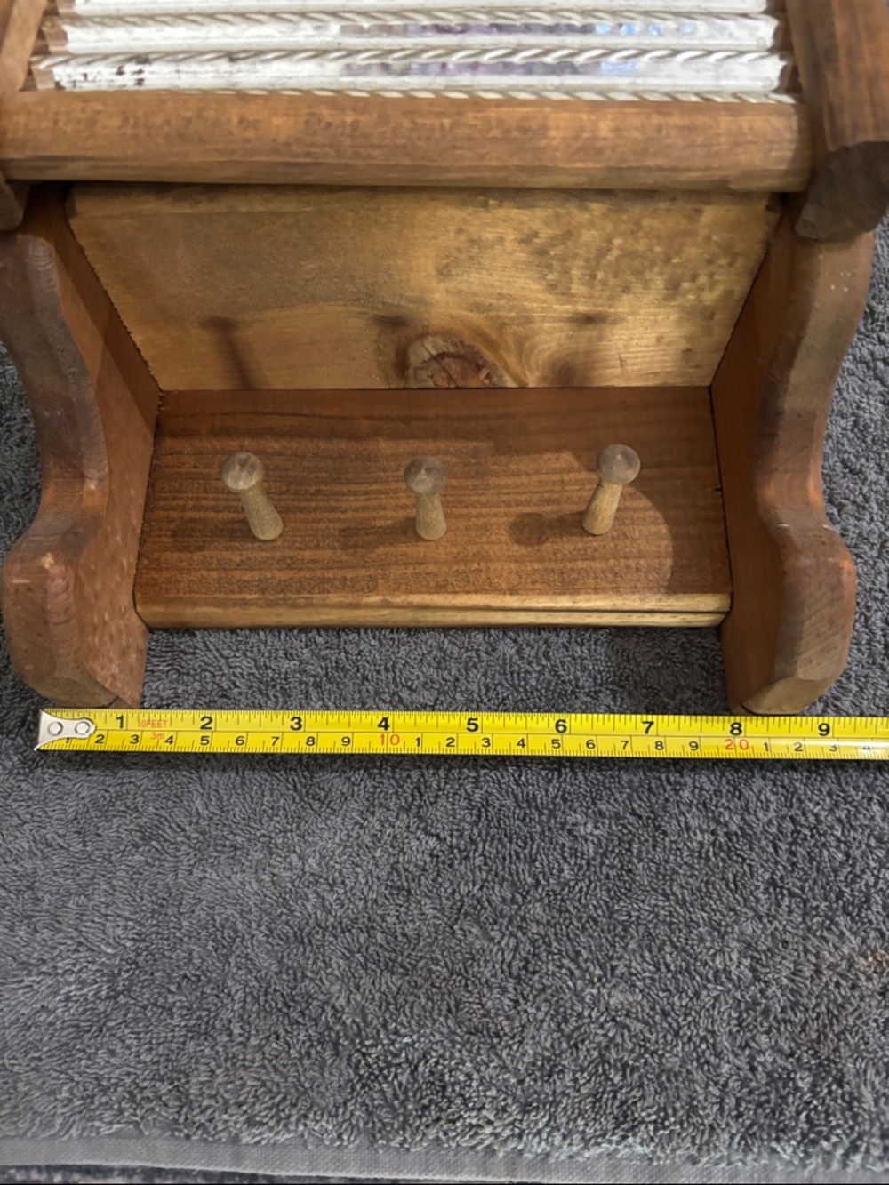 Country Decorative Washboard Wall Cabinet/Shelves and Pegs - Picture 6 of 9